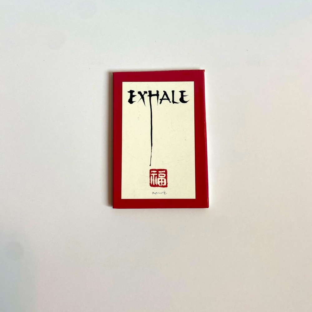 Fridge / refrigerator magnet exhale